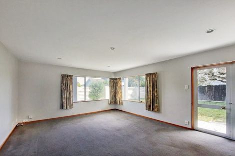 Photo of property in 3 Quirk Place, Sockburn, Christchurch, 8042