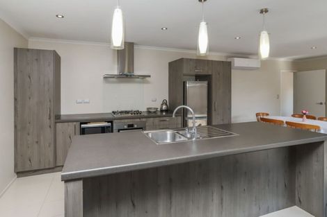 Photo of property in 18a Castleton Way, Flagstaff, Hamilton, 3210