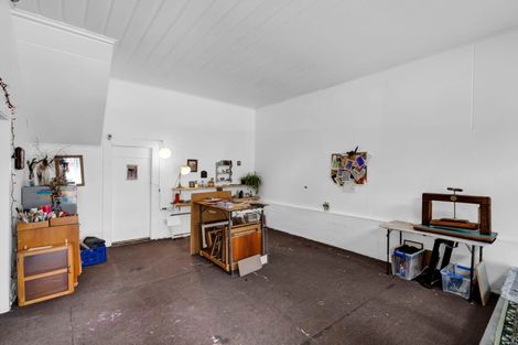 Photo of property in 96 Bridge Street, Eltham, 4322