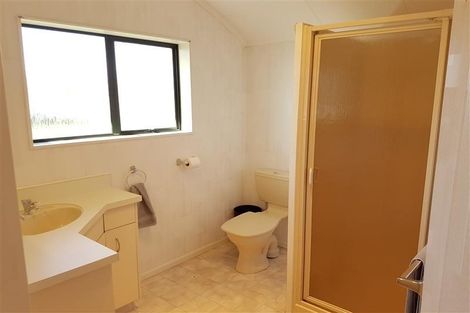 Photo of property in 29 Greenwood Place, Fitzherbert, Palmerston North, 4410