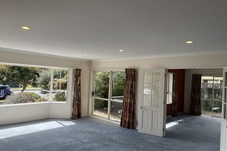 Photo of property in 74 Weggery Drive, Waikanae Beach, Waikanae, 5036