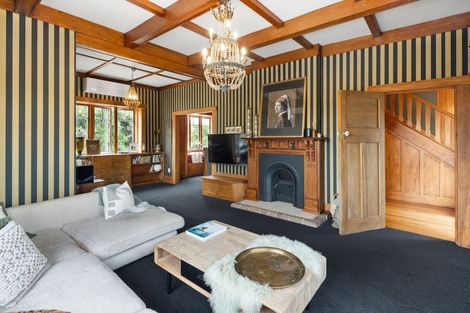 Photo of property in 69 Forest Lake Road, Forest Lake, Hamilton, 3200