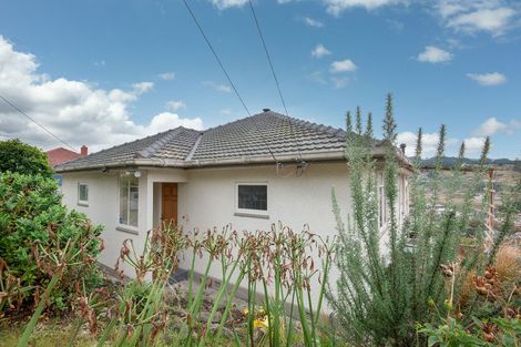Photo of property in 30 Scotland Terrace, Green Island, Dunedin, 9018