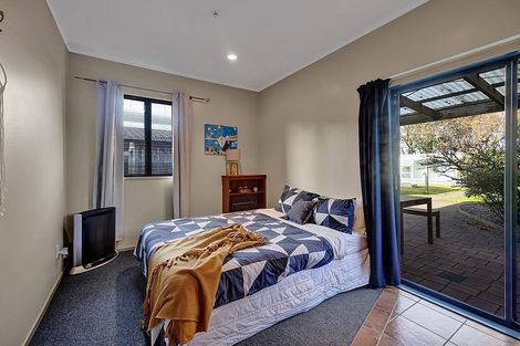 Photo of property in 70 Victoria Street, Hawera, 4610