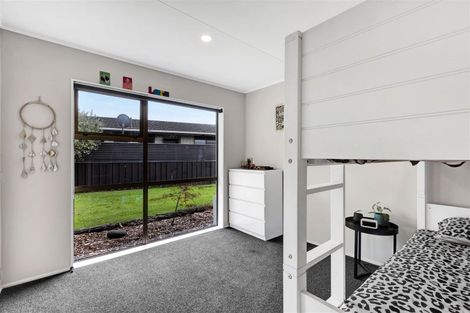 Photo of property in 8 Jade Place, Bell Block, New Plymouth, 4312