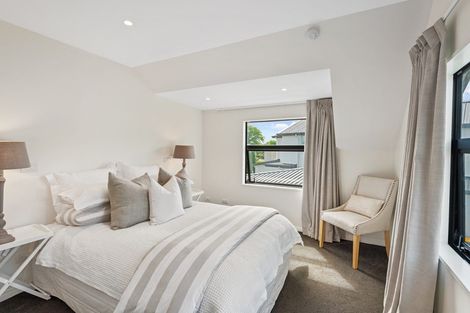 Photo of property in 16 Nightingale Place, Papanui, Christchurch, 8053