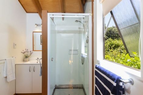 Photo of property in 51 Grand View Road, Leigh, 0985