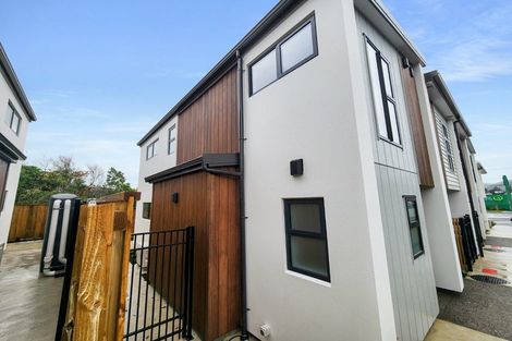 Photo of property in 6/31 Wainuiomata Road, Wainuiomata, Lower Hutt, 5014