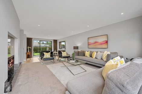 Photo of property in 9 Craig Road, Milford, Auckland, 0620