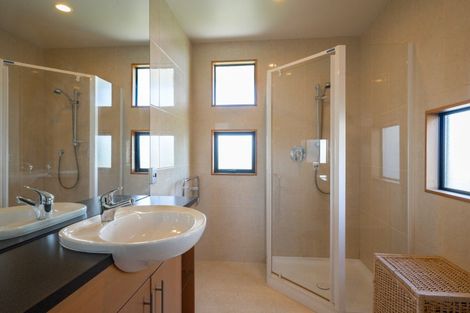 Photo of property in 18 Wakeman Road, Acacia Bay, Taupo, 3330