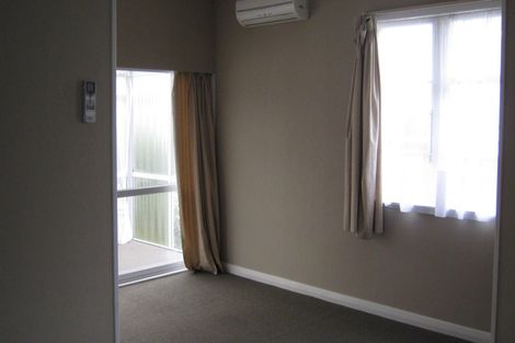 Photo of property in 15 Ihle Street, Terrace End, Palmerston North, 4410
