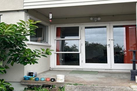 Photo of property in 69 Aberdeen Road, Castor Bay, Auckland, 0620