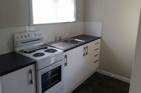 Photo of property in 15 Ihle Street, Terrace End, Palmerston North, 4410