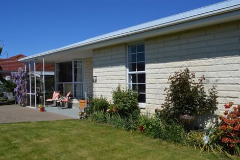 Photo of property in 2/19 Bampton Street, Burwood, Christchurch, 8061