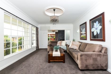 Photo of property in 27 Hinton Avenue, Forest Lake, Hamilton, 3200