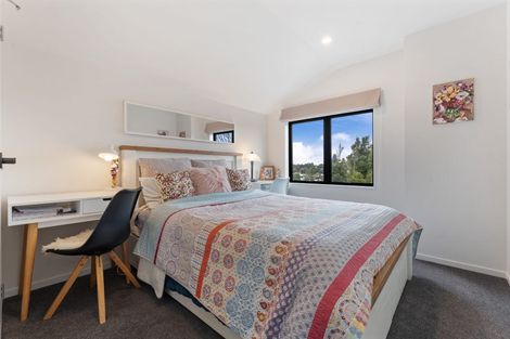Photo of property in 116d Oaktree Avenue, Browns Bay, Auckland, 0630