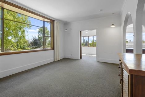 Photo of property in 12 Dyers Pass Road, Cashmere, Christchurch, 8022