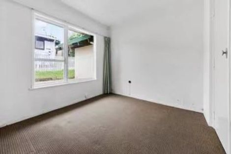 Photo of property in 1/45 The Avenue, Lynfield, Auckland, 1042