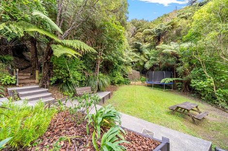 Photo of property in 9 Haven Grove, Naenae, Lower Hutt, 5011