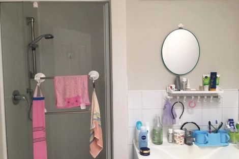 Photo of property in 2/4022 Great North Road, Glen Eden, Auckland, 0602