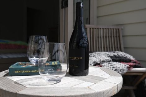 Photo of property in Henry Walton Flats, 8/2 Upper Queen Street, Auckland Central, Auckland, 1010