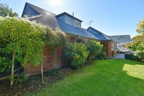 Photo of property in 10 Milesbrook Close, Rangiora, 7400