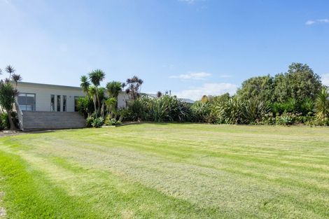 Photo of property in 40 Omana Avenue, Shelly Beach, Helensville, 0874