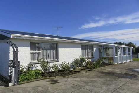 Photo of property in 145 Mcquarrie Street, Kingswell, Invercargill, 9812