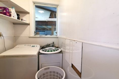 Photo of property in 44 Lavinia Crescent, Mangere East, Auckland, 2024