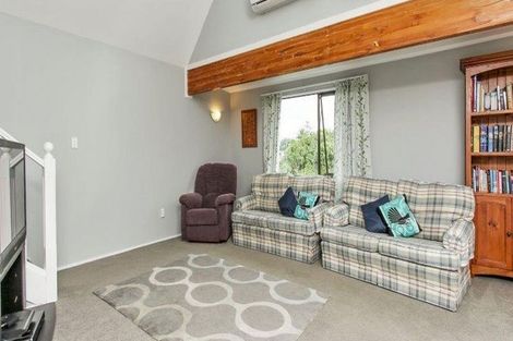 Photo of property in 1/16 Sylvan Crescent, Te Atatu South, Auckland, 0610