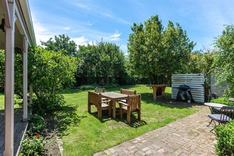 Photo of property in 44 Alpha Avenue, Strowan, Christchurch, 8052