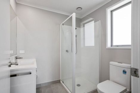 Photo of property in 8 Okoreka Road, Glenbrook, 2681