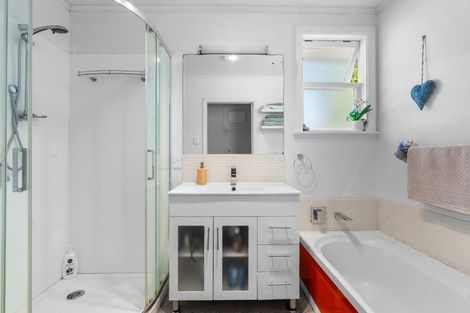 Photo of property in 38 East Street, Greytown, 5712