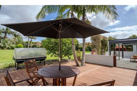 Photo of property in 11 Cochrane Drive, Kerikeri, 0230