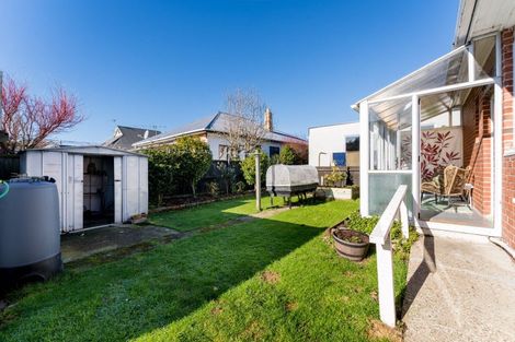 Photo of property in 17 Royal Crescent, Saint Kilda, Dunedin, 9012