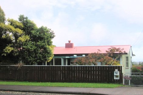 Photo of property in 72 Winara Avenue, Waikanae, 5036