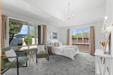 Photo of property in 158 Hawthornden Road, Avonhead, Christchurch, 8042