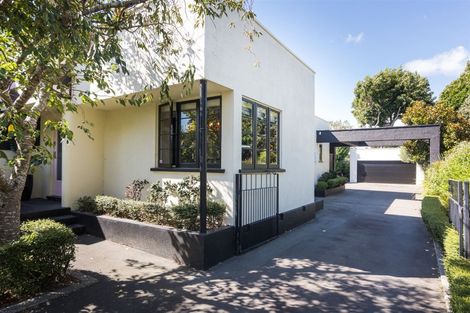 Photo of property in 15 Ake Ake Avenue, Hokowhitu, Palmerston North, 4410