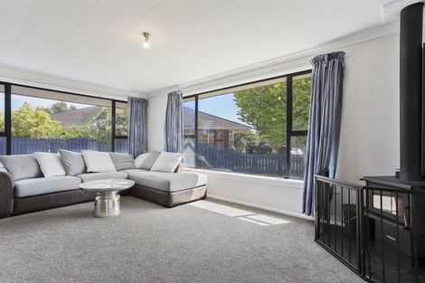 Photo of property in 25 Johns Road, Rangiora, 7400
