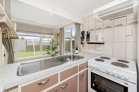 Photo of property in 29 Reserve Road, Waikuku Beach, 7473