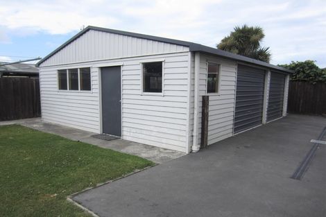 Photo of property in 19 Factory Road, Belfast, Christchurch, 8051