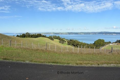Photo of property in 11 Te Wairoa Lane, Tinopai, 0593