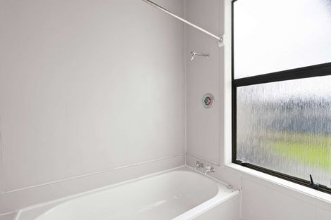 Photo of property in 60 Centre Street, Strathern, Invercargill, 9812