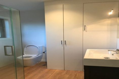 Photo of property in 26 Peter Terrace, Castor Bay, Auckland, 0620