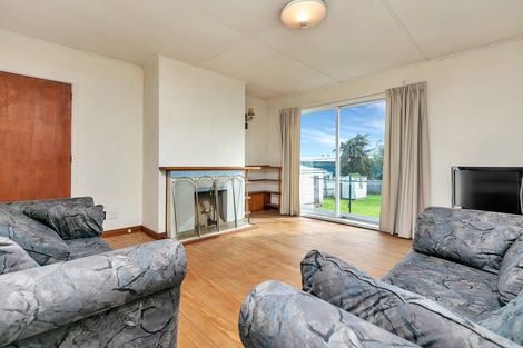 Photo of property in 97 Hillsborough Road, Hillsborough, Auckland, 1042