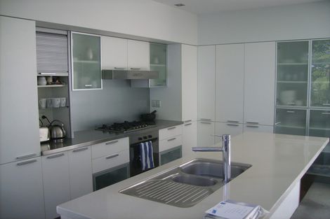 Photo of property in 53 Arapito Road, Titirangi, Auckland, 0604