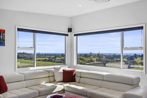 Photo of property in 62 Atkinson Road, Hurworth, New Plymouth, 4371