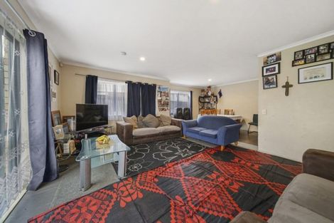Photo of property in 43a Porchester Road, Papakura, 2110