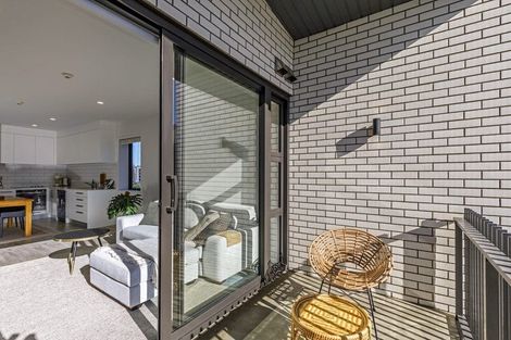 Photo of property in 207/165 Lake Road, Northcote, Auckland, 0627
