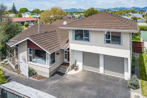 Photo of property in 15 Chilton Drive, Mairehau, Christchurch, 8052